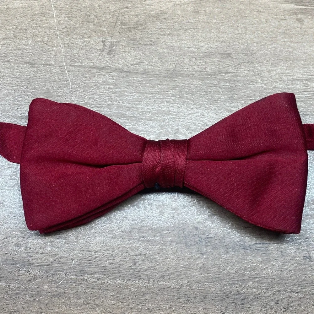 Ferrell Reed Vintage Bow Tie Mens Burgundy Adjustable Pre-Tied Formal‎ Accessory